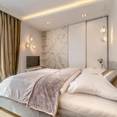 Prezydencki Bulwary Stare No 1 * Štetín